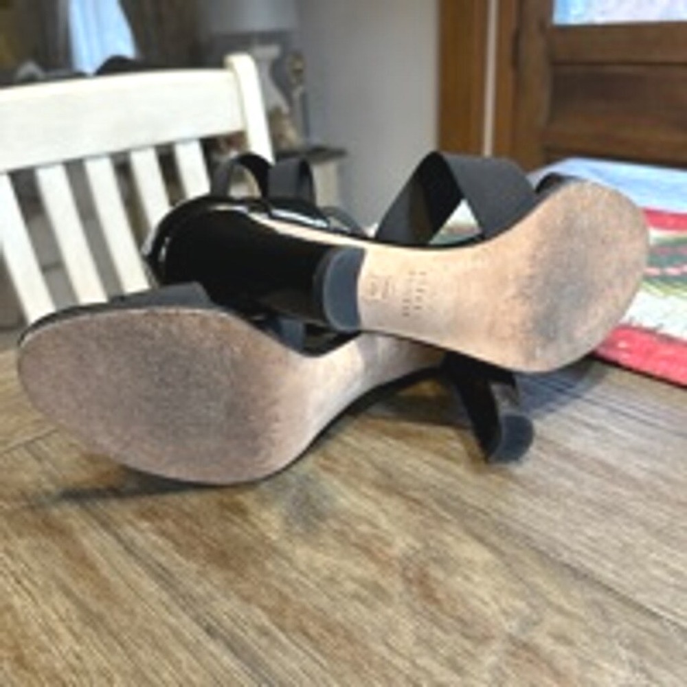 Stuart Weitzman Made in Spain Black Patent Leather Strappy Heel Sandals 8.5 M - Picture 10 of 10